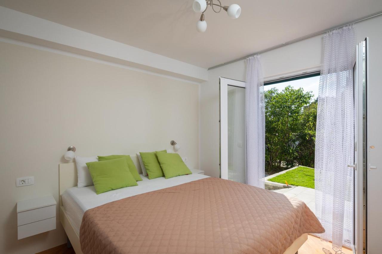 Villa Leoma With Heated Pool Marusici  Екстер'єр фото