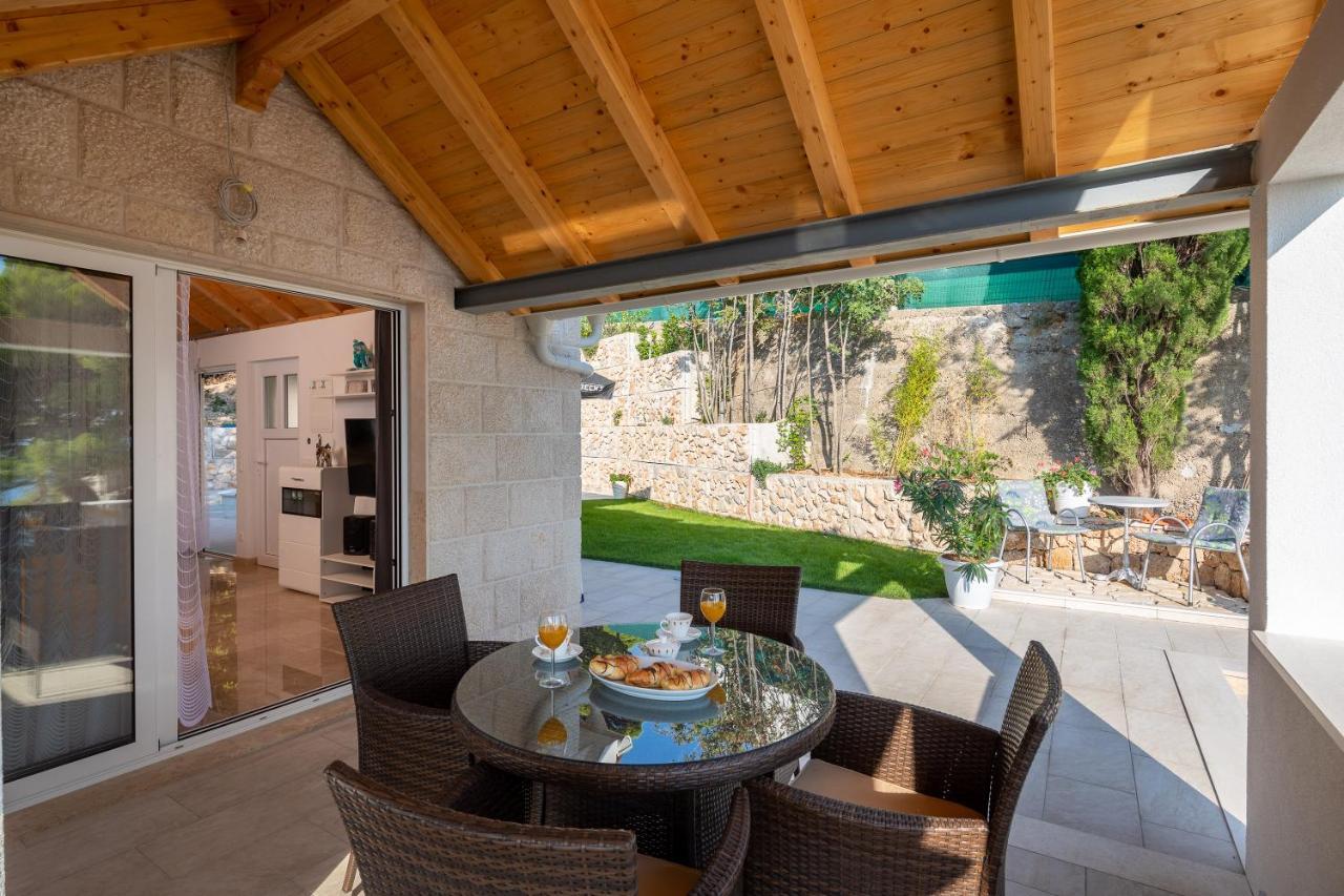 Villa Leoma With Heated Pool Marusici  Екстер'єр фото